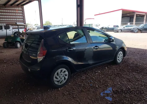 2016 Toyota Prius C z USA, uszkodzony, nr VIN JTDKDTB31G1127933